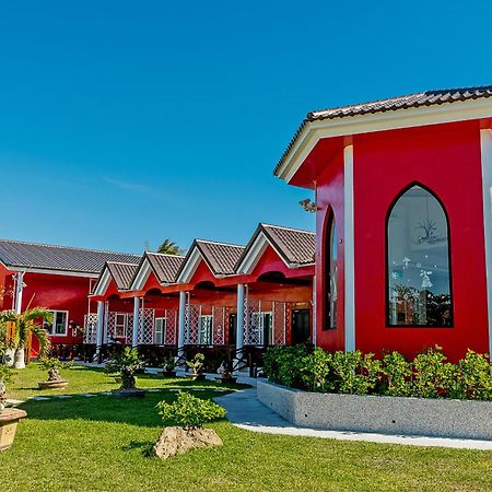 Kenting Hemingway Apartment Bagian luar foto