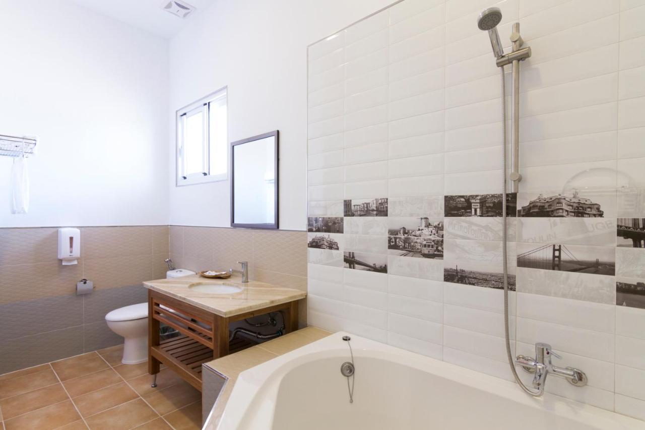 Kenting Hemingway Apartment Bagian luar foto