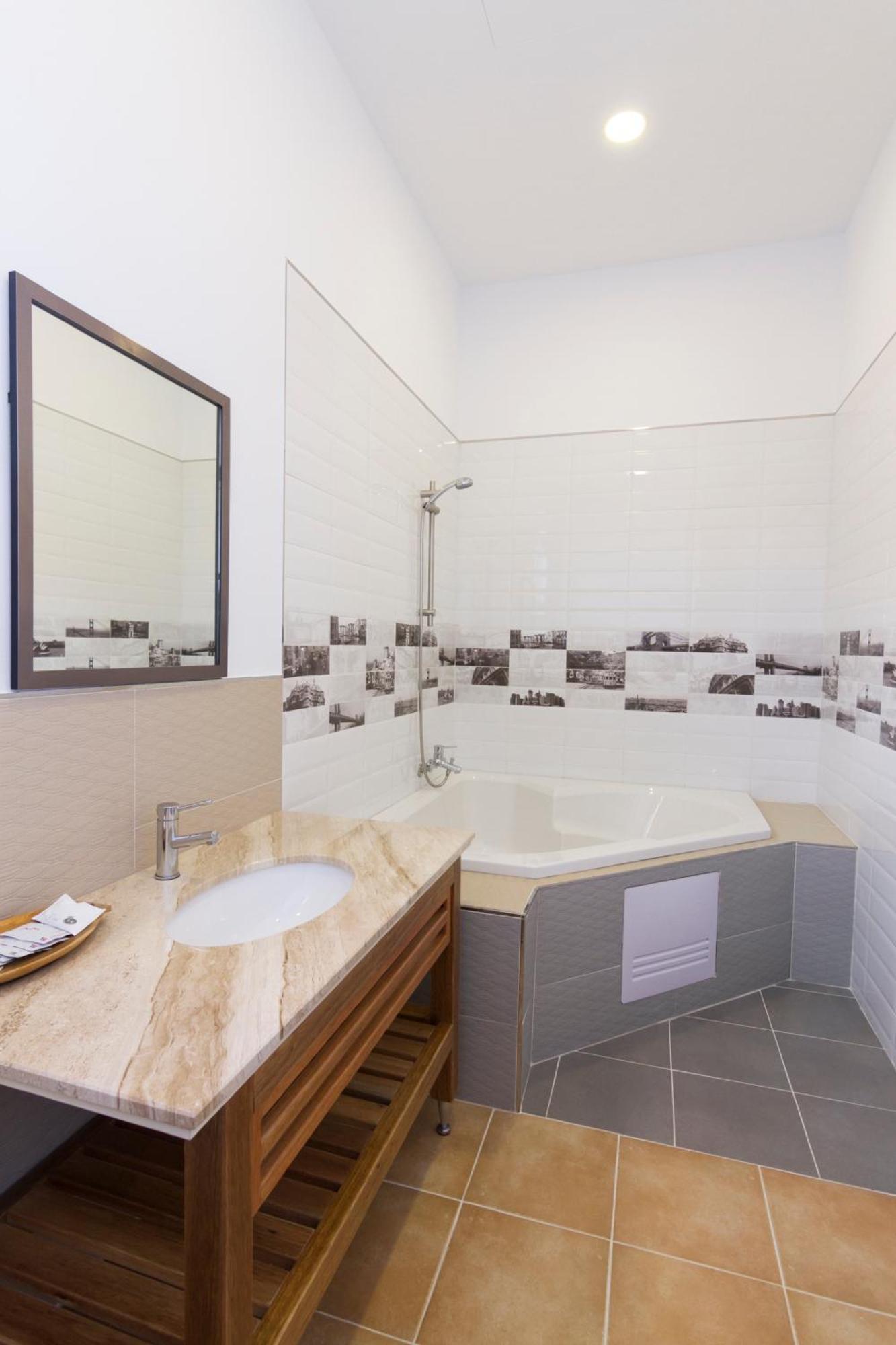 Kenting Hemingway Apartment Bagian luar foto